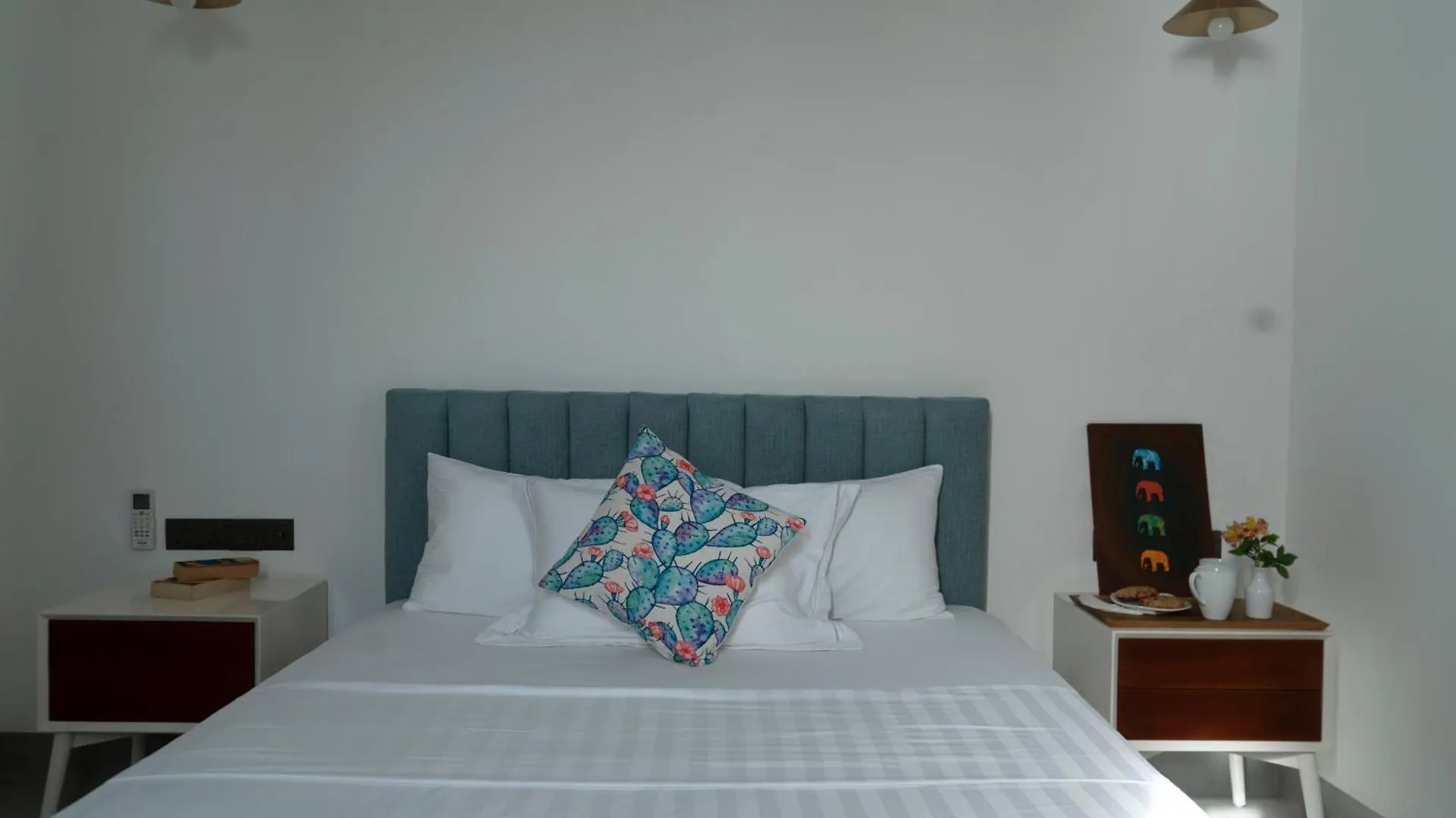 Four Petals Inn Colombo